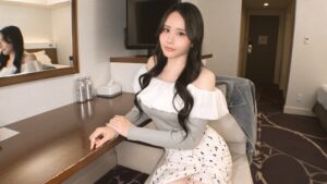 セフレを嫉妬させたくてAV出演…！？！？港町に降り立った激美女、その港に愛液放流させよっか。手マンにクンニでドバドバにおま●こを濡らして即挿入OK！！激美女に激ピスかましてアンアン大絶叫！！ 【初撮り】ネットでAV応募→AV体験撮影 2406